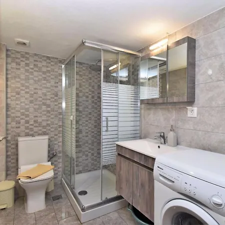 Zoi Apartment